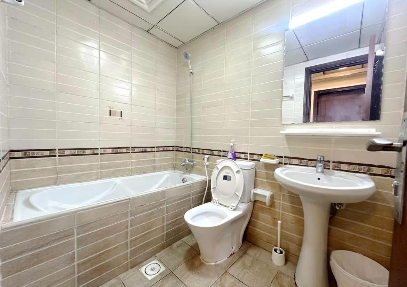 Beautiful Partition In Barsha Heights منزل للإقامة دبي